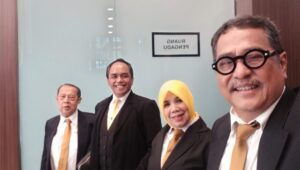 Foto :Tim Kuasa Hukum pelapor dugaan money politic Foto :Tim Kuasa Hukum pelapor dugaan money politic