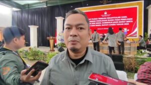 Rapat Pleno Rekapitulasi KPU Ciamis Telah Usai, dengan Pasangan Calon Nomer 2 Menang Telak Foto ketua KPU Ciamis
