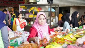 Image of Disperdagin kabupaten bandung gelar studi tiru ke pasar wisata samarang di garut