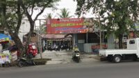Bakso Balungan Ciamis boleh ambil sepuasnya Tapi Harus Habis (foto:fauza)