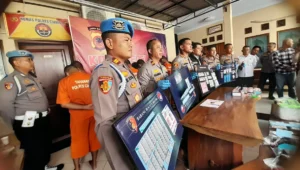Polres ciamis ungkap jaringan narkotika dengan 12 pelaku Image of Polres ciamis ungkap jaringan narkotika dengan 12 pelaku