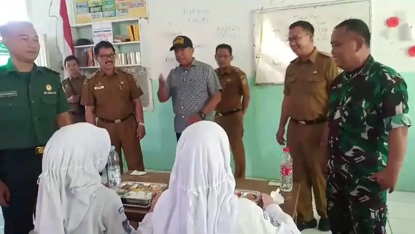 Image of Sebanyak 3.490 siswa di ciamis mendapat manfaat program makan bergizi gratis (mbg)2