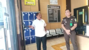 Image of Untuk kenyamanan dan transparansi, kejari tasikmalaya mendirikan pusat layanan terpisah2