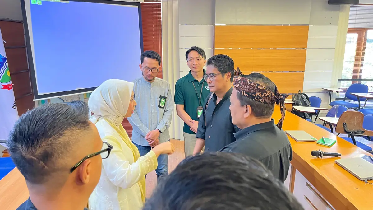 Image of Dorong umkm naik kelas, pemkab garut bersama penyedia transportasi online perkuat digitalisasi