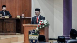 Herdiat sunarya resmi memulai masa jabatan baru sebagai bupati ciamis (3) Image of Herdiat sunarya resmi memulai masa jabatan baru sebagai bupati ciamis (3)