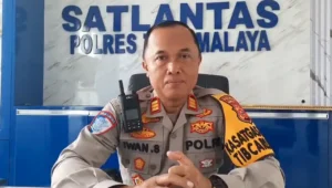 Image of Mobil bengkel keliling dan tim ganjel