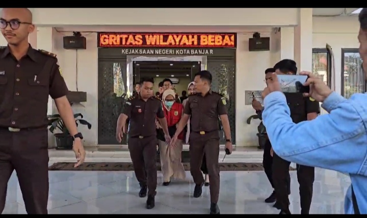 Image of 1000620567