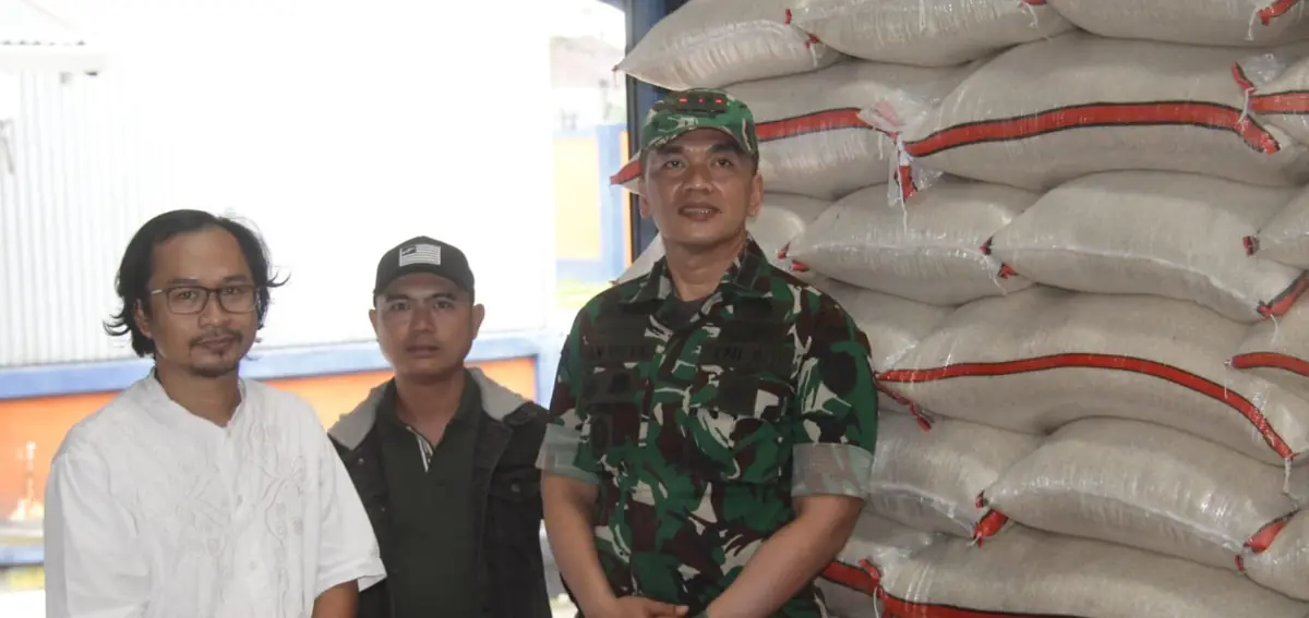 Image of Pengecekan stok pangan oleh kodim 0612 tasikmalaya