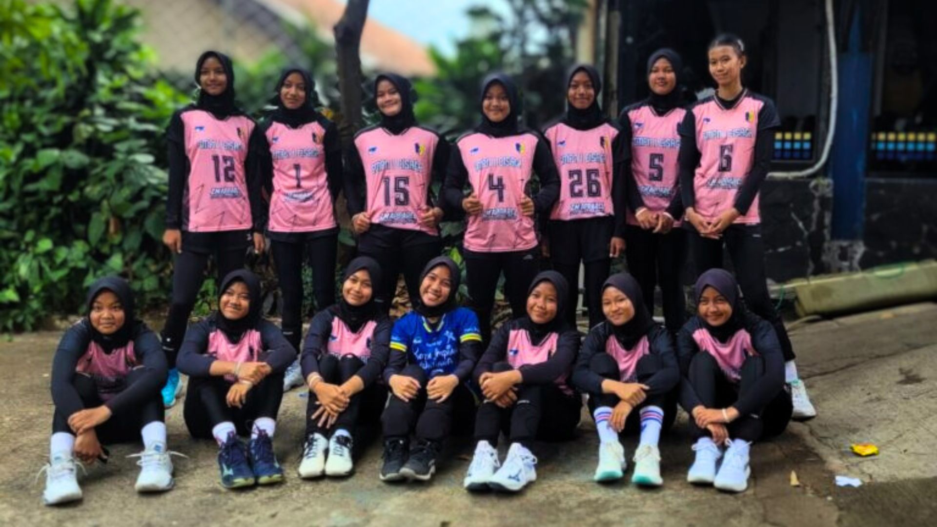 Tim bola voli putri SMPN 1 Cisaga. (Foto: Ist)