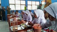 SPPG Mulyajaya Beroperasi, 2.191 Siswa di Cisaga Mulai Nikmati Makanan Bergizi Gratis. (Foto: Ist)