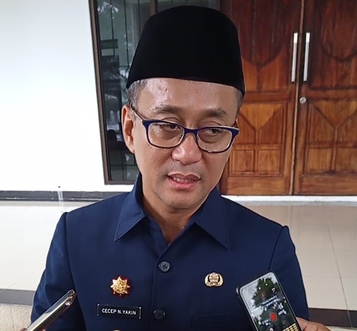Image of Bupati cecep (1)
