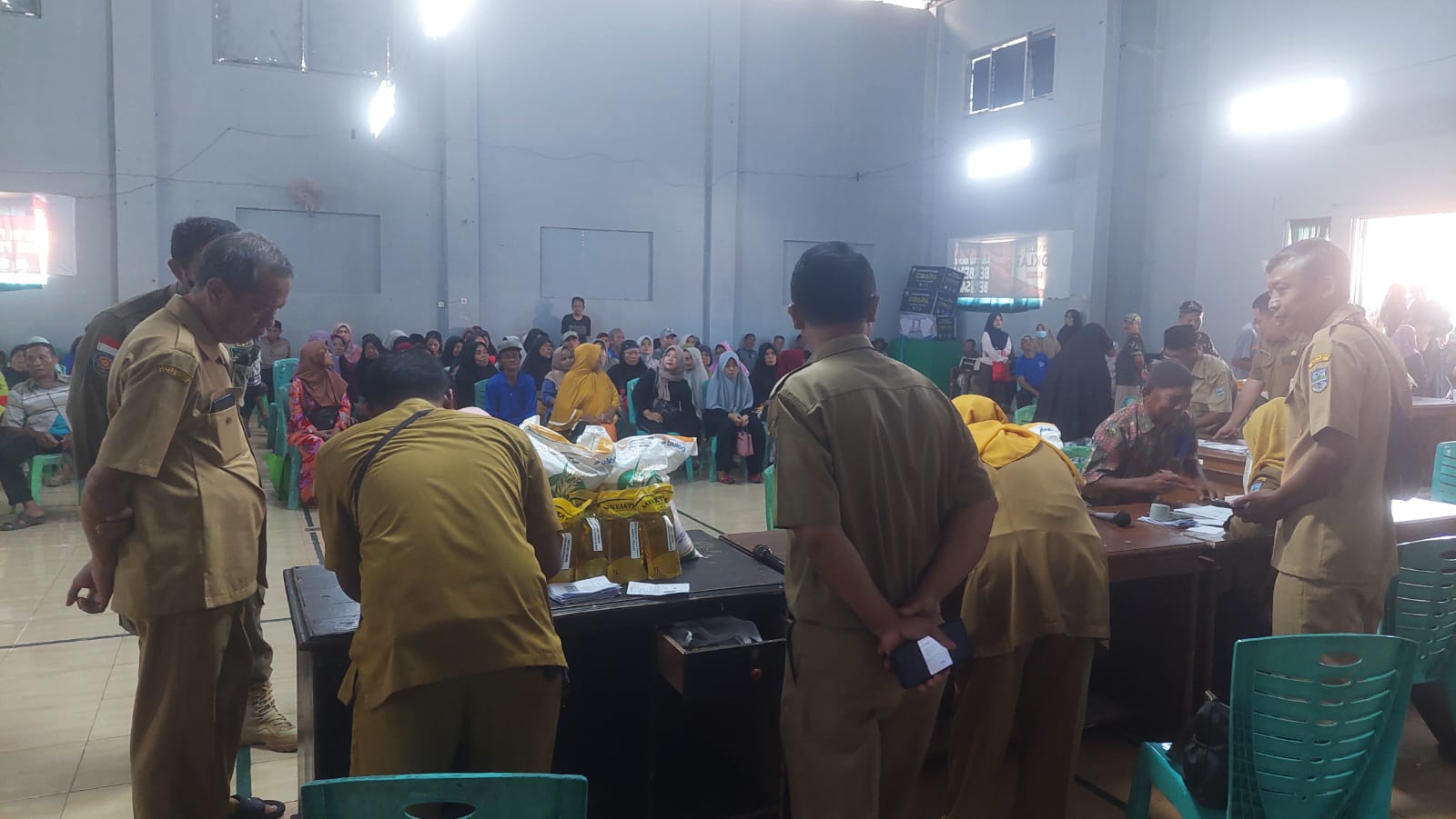 Image of Strategi tekan inflasi, pemkot banjar distribusikan bantuan pangan untuk 8.885 warga purwaharja