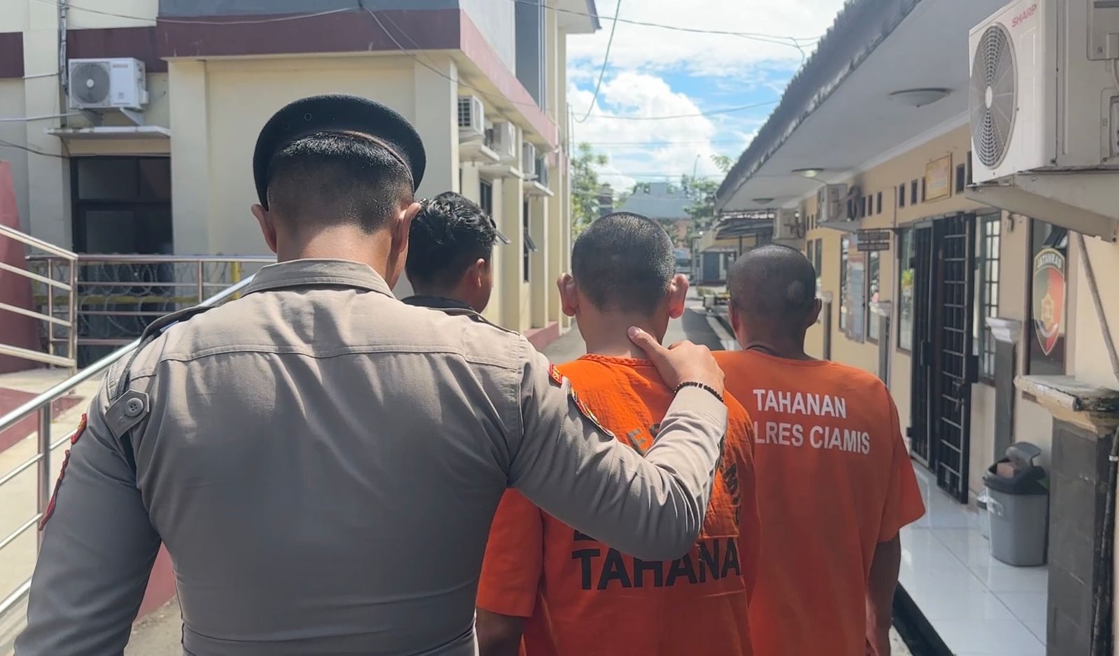 Image of Dua pelaku pencurian traktor di banjarsari ciamis dilumpuhkan timah panas