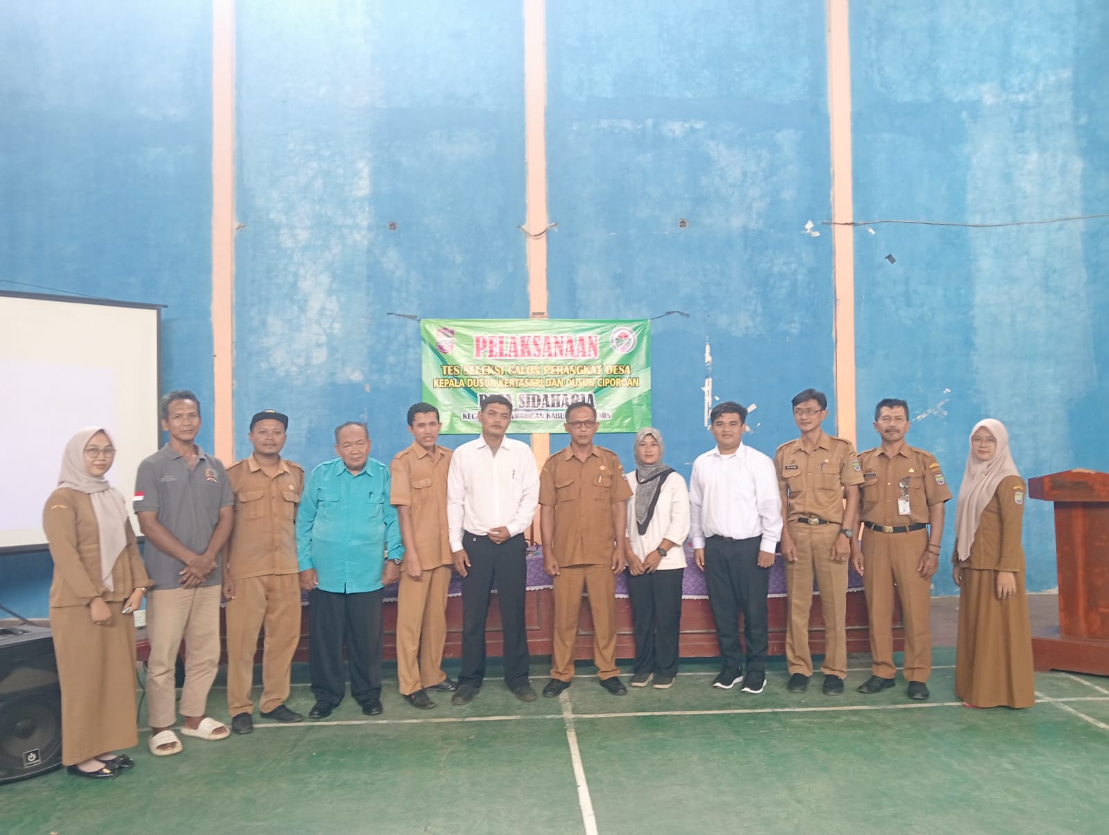 Image of Seleksi perangkat desa sidaharja pamarican berjalan lancar, munfasihatun janiah dan yayat rahmawan terpilih sebagai kepala dusun