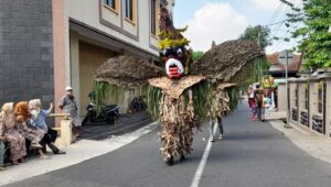 Image of Galuh ethnic carnival (4)