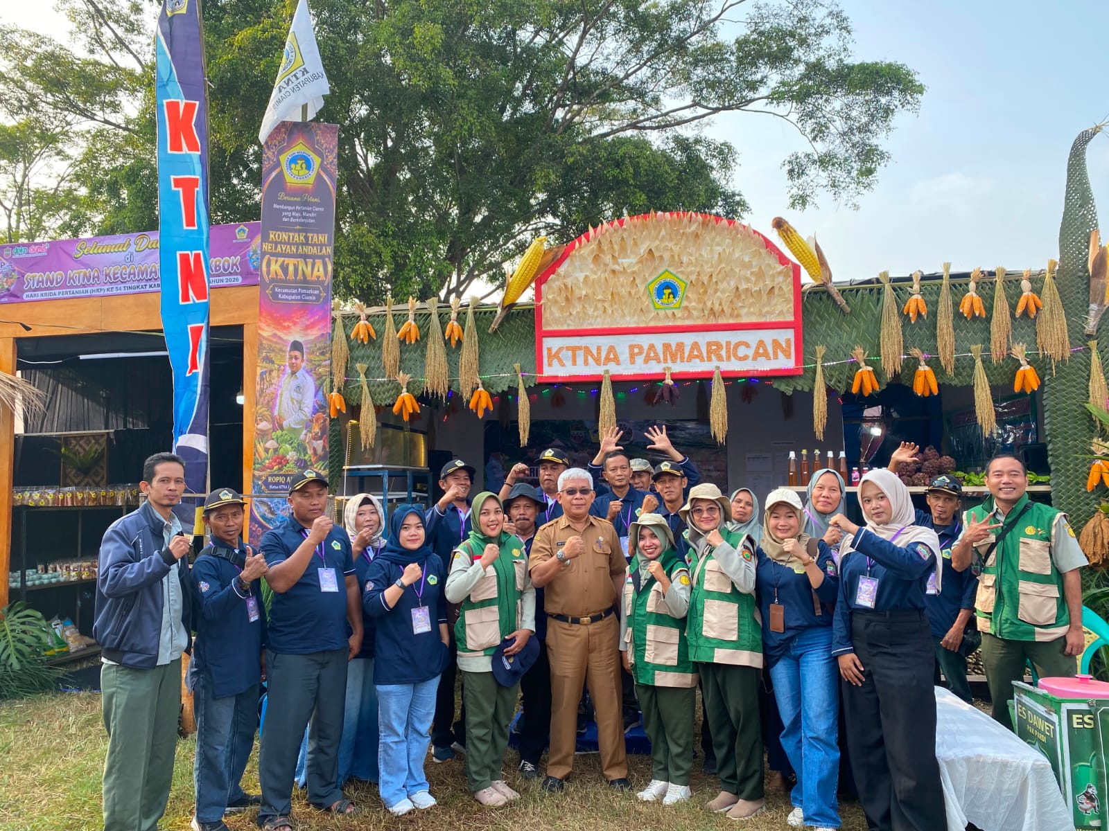 Image of Ktna pamarican tampilkan padi organik dan jagung di hari krida pertanian ke 54 ciamis