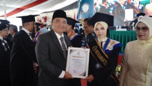 Image of Wisuda uniga