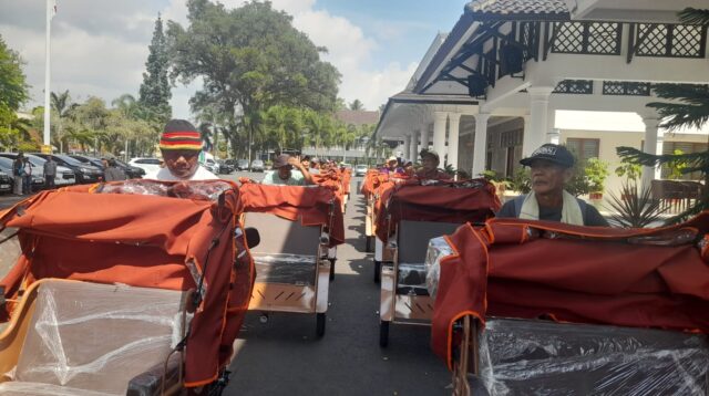 Image of Becak listrik