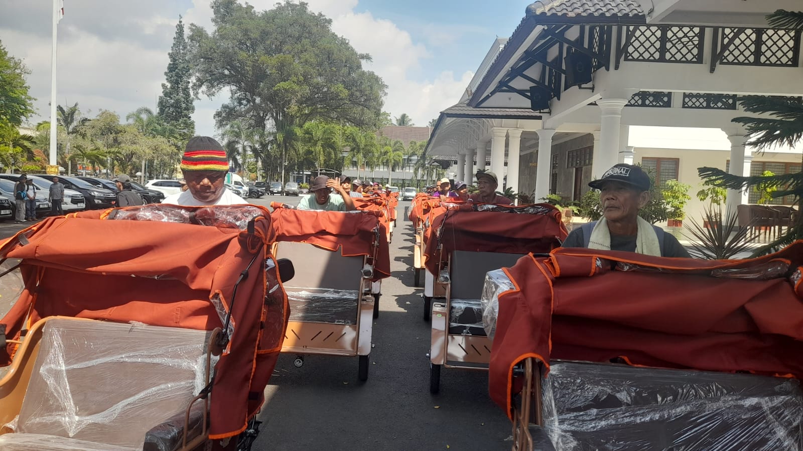 Image of Becak listrik