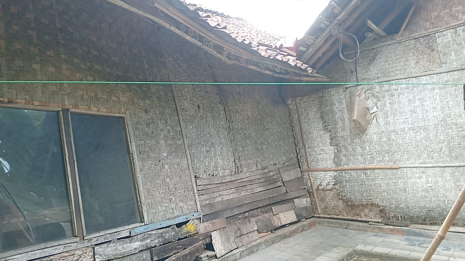 Image of Rumah rusak (1)