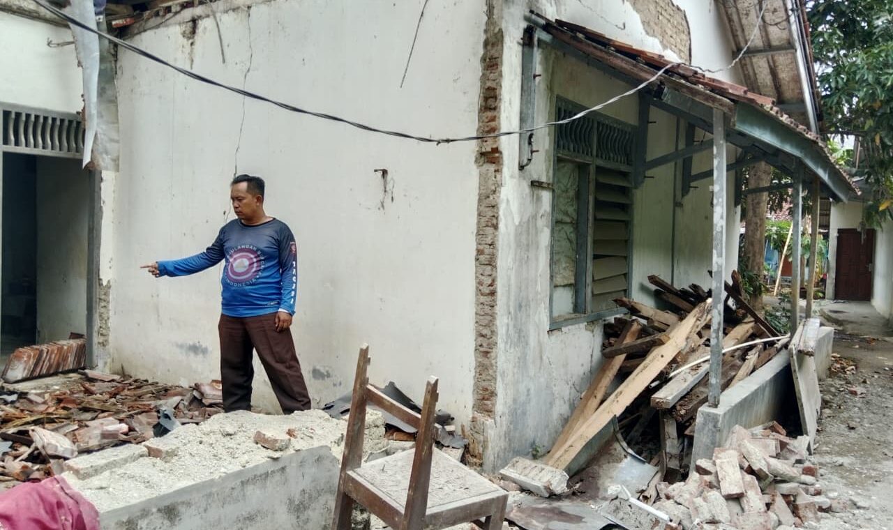Image of Rumah ambruk pamarican (1)